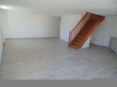 For sale HYPER CENTRE 3 rooms 91 m2 Ain (01240) photo 2