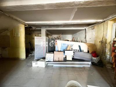 For sale Aubagne 4 rooms 167 m2 Bouches du Rhone (13400) photo 3