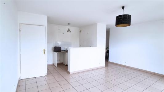 For rent Corbeil-essonnes 3 rooms 60 m2 Essonne (91100) photo 0