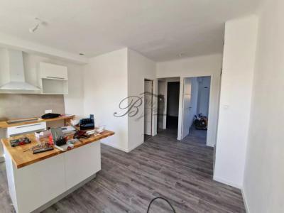 Acheter Appartement 41 m2 Tour-d'aigues