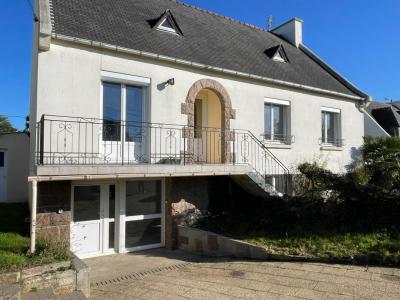 For sale Plouvorn 6 rooms 174 m2 Finistere (29420) photo 1