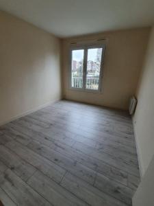 For sale Chateauroux 3 rooms 65 m2 Indre (36000) photo 4