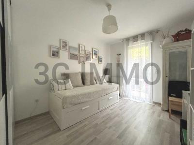 For sale Noisy-le-grand 3 rooms 56 m2 Seine saint denis (93160) photo 2