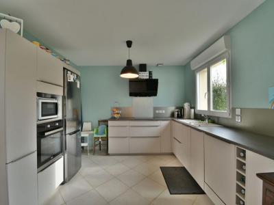 For sale Doue-la-fontaine 6 rooms 115 m2 Maine et loire (49700) photo 2