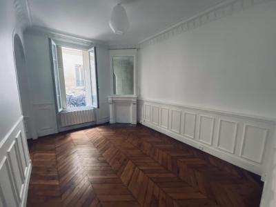 Annonce Location 3 pices Appartement Paris-17eme-arrondissement 75