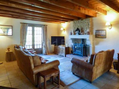 For sale Chef-boutonne 5 rooms 179 m2 Deux sevres (79110) photo 4