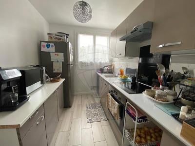 For sale Etampes 3 rooms 57 m2 Essonne (91150) photo 3