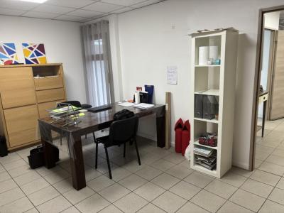 Annonce Location Local commercial Villeurbanne 69