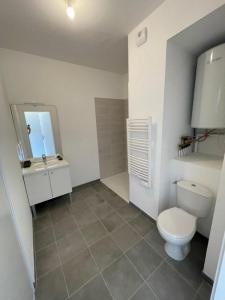 For rent Nantes 1 room 35 m2 Loire atlantique (44300) photo 3