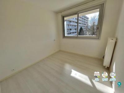 For rent Saint-martin-d'heres 4 rooms 87 m2 Isere (38400) photo 3