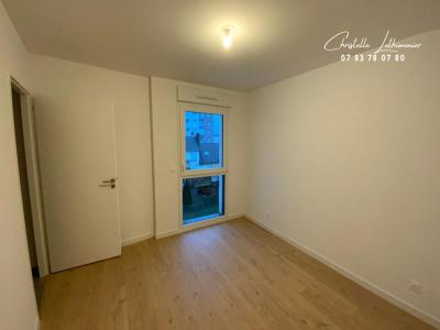 For sale Rennes 4 rooms 90 m2 Ille et vilaine (35000) photo 4