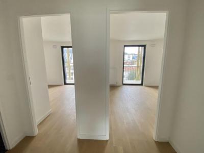 For rent Suresnes 4 rooms 85 m2 Hauts de Seine (92150) photo 4