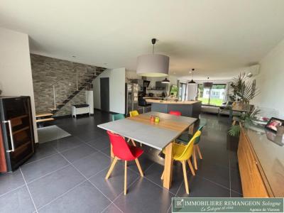 Acheter Maison 163 m2 Mehun-sur-yevre