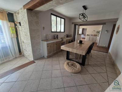 For sale Tache 8 rooms 193 m2 Charente (16260) photo 1