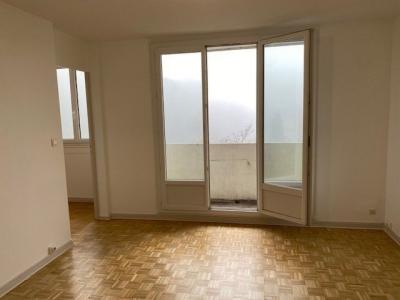 For rent Caluire-et-cuire 4 rooms 71 m2 Rhone (69300) photo 2