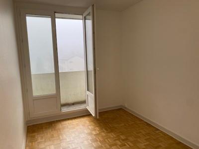 For rent Caluire-et-cuire 4 rooms 71 m2 Rhone (69300) photo 3