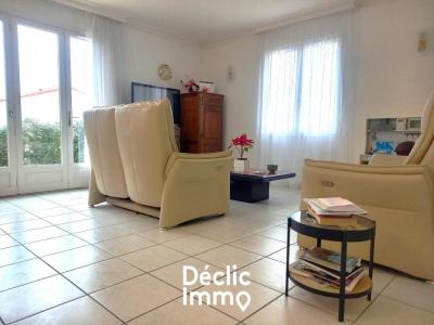 For sale Roche-sur-yon 5 rooms 101 m2 Vendee (85000) photo 2