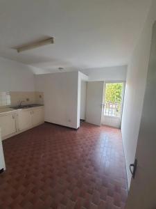 For rent Tampon 3 rooms 70 m2 Reunion (97430) photo 2