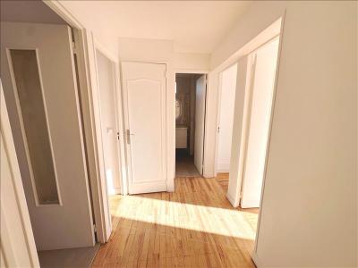 For rent Montesson 3 rooms 52 m2 Yvelines (78360) photo 2