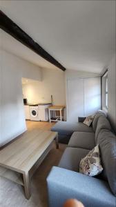 For rent Beaurecueil AIX-EN-PROVENCE 1 room 24 m2 Bouches du Rhone (13100) photo 1