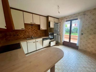 For sale Evreux 8 rooms 152 m2 Eure (27000) photo 3