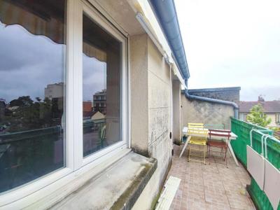 Acheter Appartement Romainville 565800 euros