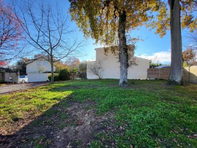 For sale Saint-germain-d'esteuil 4 rooms 90 m2 Gironde (33340) photo 1