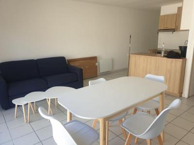 For rent Saint-medard-en-jalles 2 rooms 54 m2 Gironde (33160) photo 2