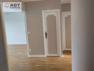 For rent Beauvais 3 rooms 72 m2 Oise (60000) photo 2