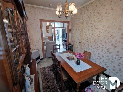 For sale Madeleine 4 rooms 78 m2 Nord (59110) photo 2