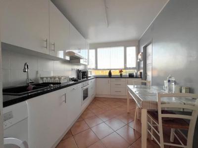 For sale Clayes-sous-bois 4 rooms 75 m2 Yvelines (78340) photo 2