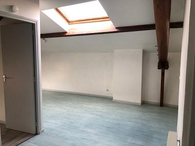 For rent Clermont-ferrand 2 rooms 46 m2 Puy de dome (63100) photo 2