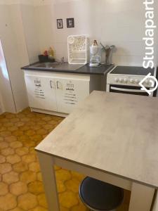 For rent Avignon 1 room 14 m2 Vaucluse (84000) photo 4