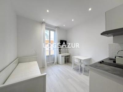 Louer Appartement Juan-les-pins 650 euros