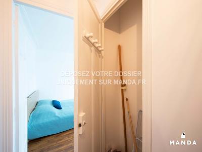 Louer Appartement Paris-17eme-arrondissement 1206 euros