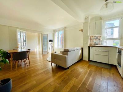 For rent Courbevoie 3 rooms 64 m2 Hauts de Seine (92400) photo 0