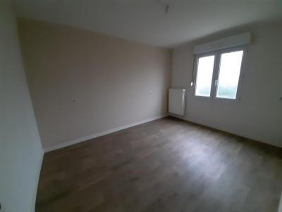 For sale Ingrandes 2 rooms 61 m2 Maine et loire (49123) photo 2