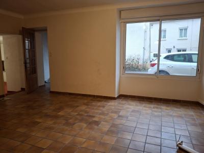 For rent Chemille 5 rooms 128 m2 Maine et loire (49120) photo 1