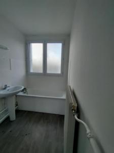 For sale Lamorlaye 4 rooms 71 m2 Oise (60260) photo 4