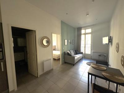 For rent Marseille-2eme-arrondissement 2 rooms 31 m2 Bouches du Rhone (13002) photo 2