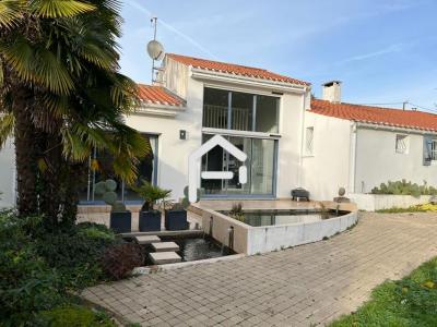 For sale Mothe-achard 9 rooms 250 m2 Vendee (85150) photo 1