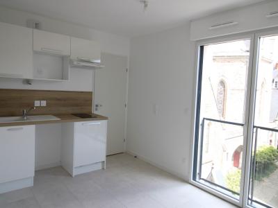 For rent Nantes 1 room 26 m2 Loire atlantique (44000) photo 2