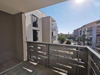 For rent Toulon 2 rooms 38 m2 Var (83000) photo 0