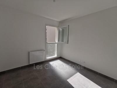 For rent Toulon 2 rooms 38 m2 Var (83000) photo 3