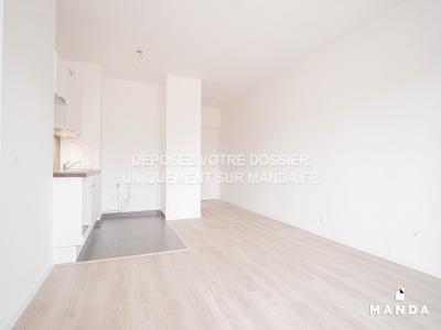 For rent Reims 2 rooms 45 m2 Marne (51100) photo 0