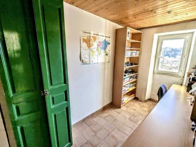 For sale Tour-d'aigues 5 rooms 90 m2 Vaucluse (84240) photo 3