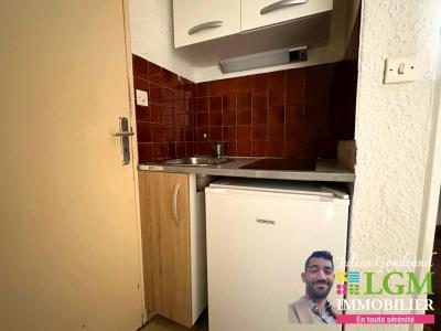 For sale Nimes 1 room 21 m2 Gard (30000) photo 2