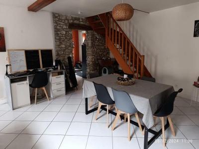 Annonce Location 5 pices Maison Saugon 33