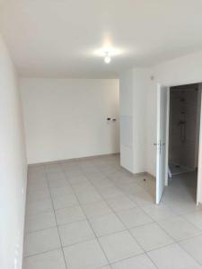 For rent Claye-souilly 1 room 27 m2 Seine et marne (77410) photo 1