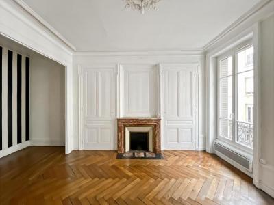 For rent Lyon-6eme-arrondissement 4 rooms 99 m2 Rhone (69006) photo 0